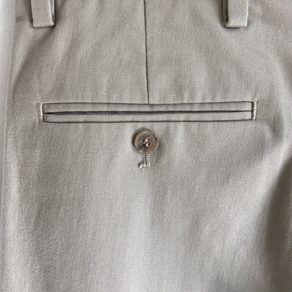 Khaki Dockers Pleated Chinos - Picture 6 of 6